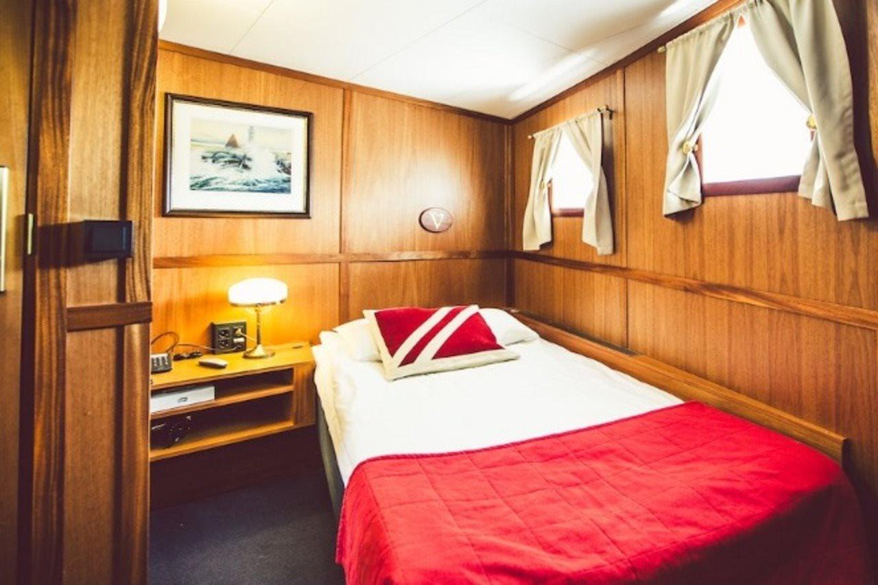 Botel Barken Viking